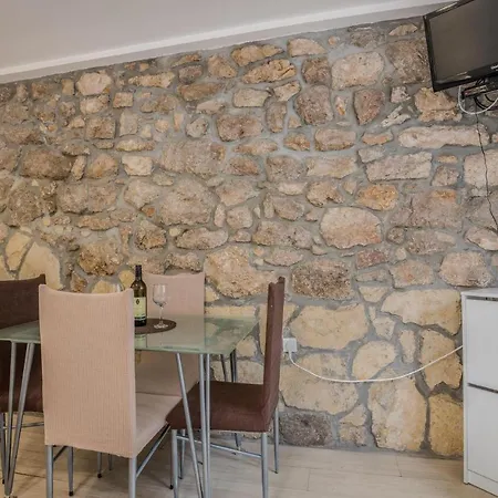 Beautiful In With Wifi Vrbnik