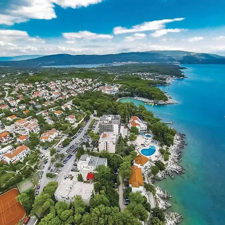 Beautiful In With Wifi Vrbnik